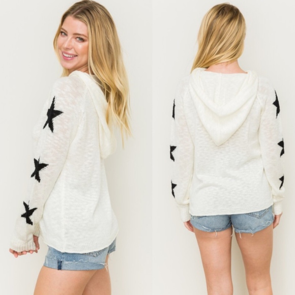 RYLAND Star Hoodie Top - Picture 2 of 2